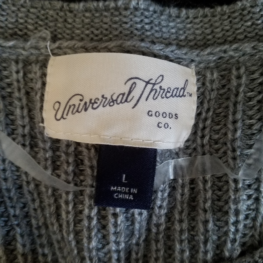 Crop Sweater - Picture 2 of 2